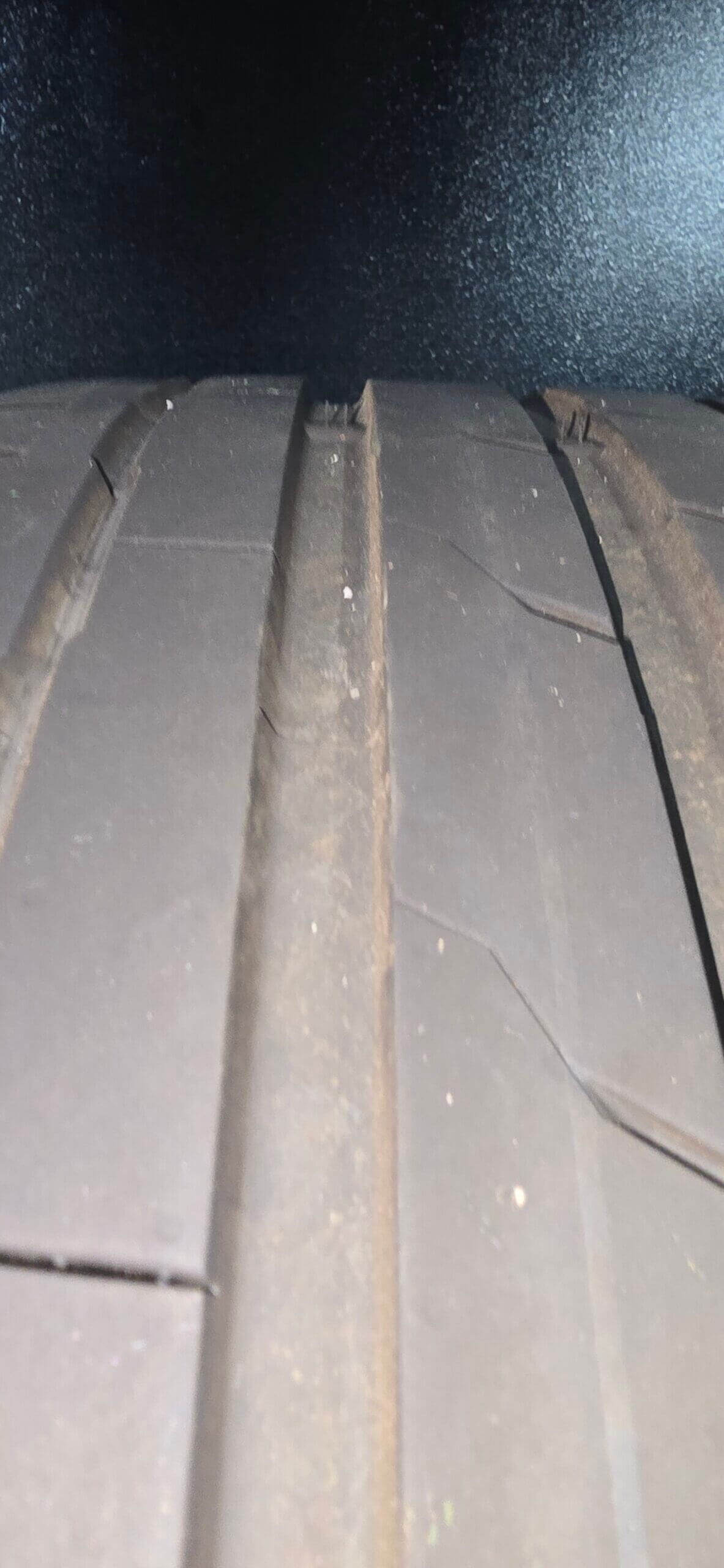 Genuine 19" Tesla Model Y Wheels & Tyres – Like New! - Image 2